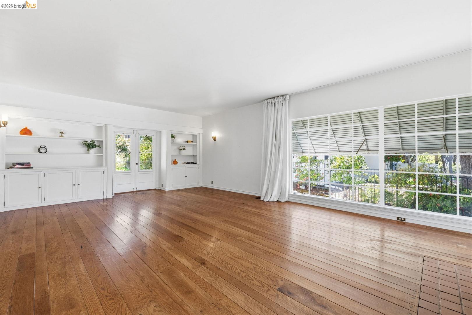 Detail Gallery Image 9 of 53 For 105 Terrace Ave, Sonora,  CA 95370 - 4 Beds | 3/1 Baths