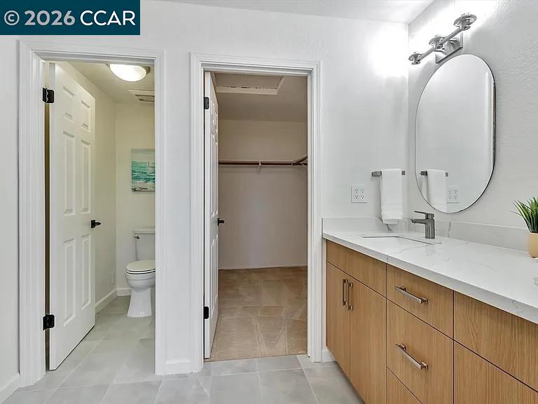 Detail Gallery Image 16 of 21 For 2307 Oak Glen Cir, Martinez,  CA 94553 - 4 Beds | 3 Baths