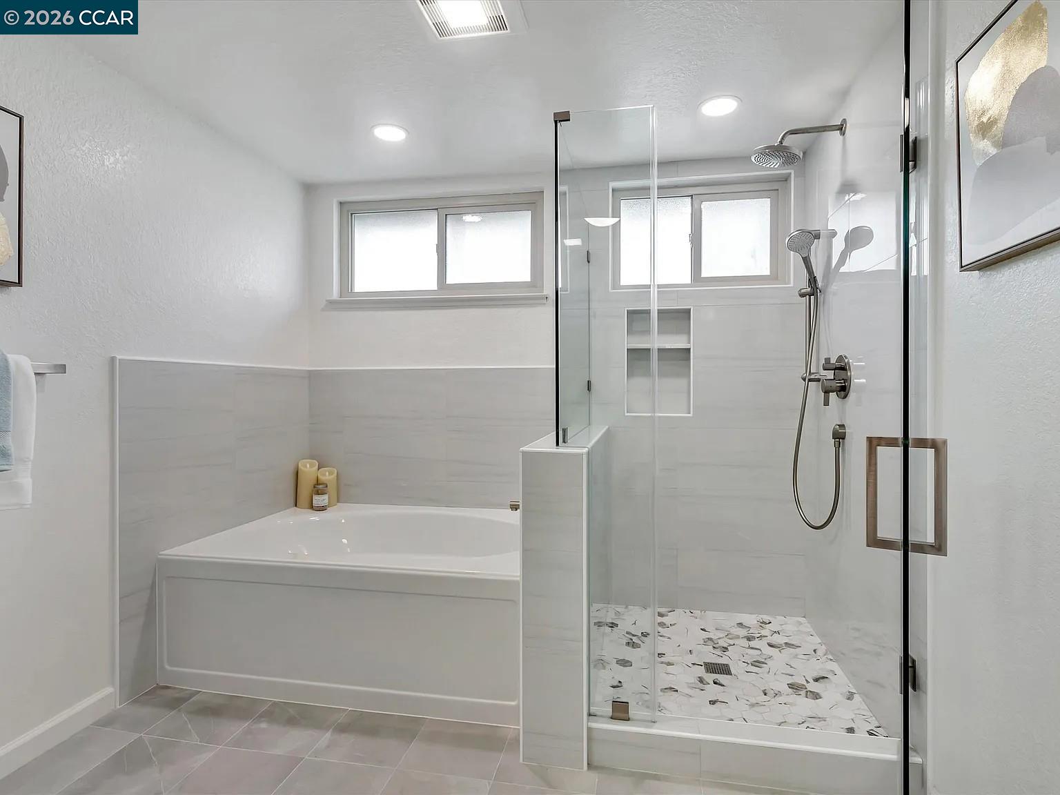 Detail Gallery Image 17 of 21 For 2307 Oak Glen Cir, Martinez,  CA 94553 - 4 Beds | 3 Baths