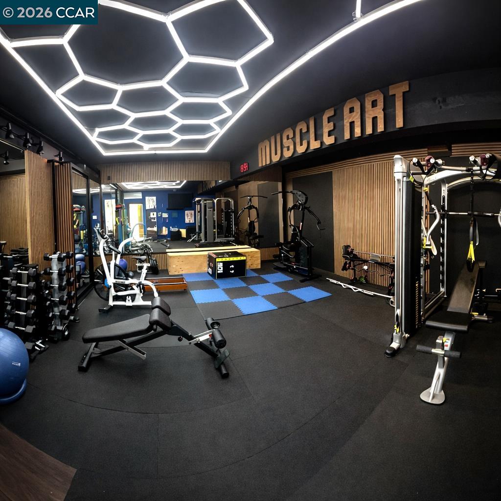 Detail Gallery Image 20 of 21 For 2307 Oak Glen Cir, Martinez,  CA 94553 - 4 Beds | 3 Baths