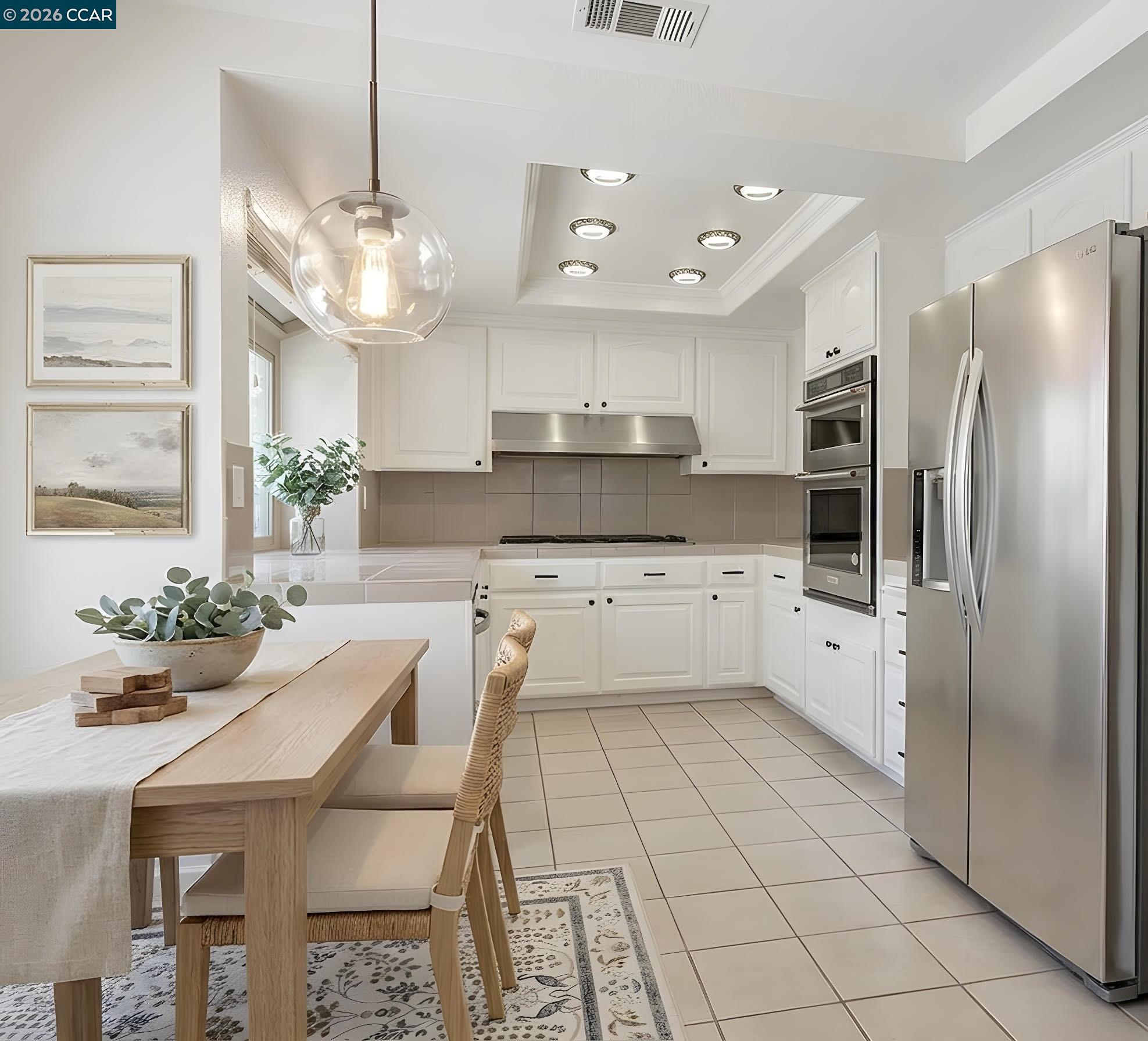 Detail Gallery Image 7 of 21 For 2307 Oak Glen Cir, Martinez,  CA 94553 - 4 Beds | 3 Baths