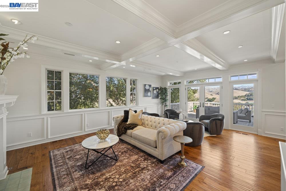 Detail Gallery Image 13 of 59 For 5280 Sheridan, Pleasanton,  CA 94586 - 4 Beds | 4/1 Baths