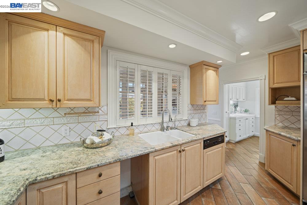 Detail Gallery Image 19 of 59 For 5280 Sheridan, Pleasanton,  CA 94586 - 4 Beds | 4/1 Baths