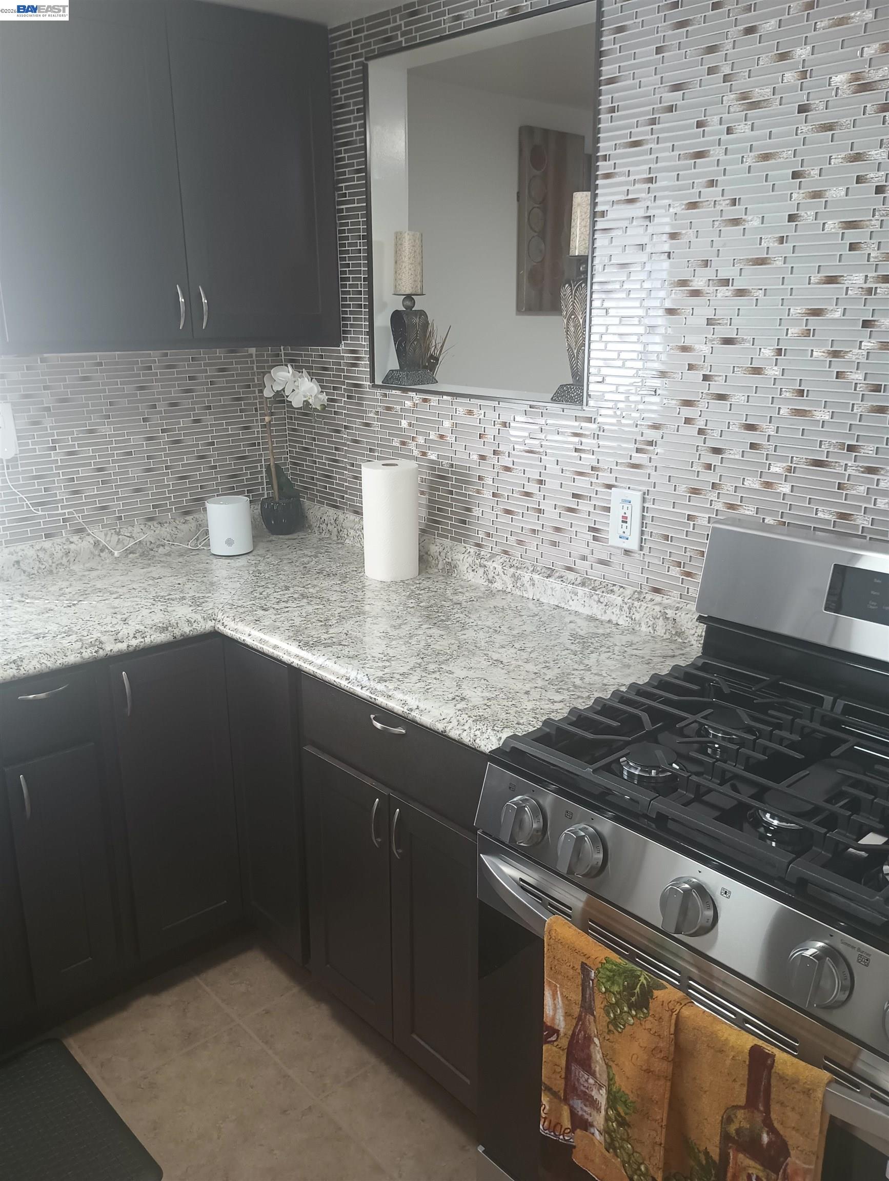 Detail Gallery Image 9 of 16 For 1840 6th, North Richmond,  CA 94801 - 2 Beds | 1 Baths