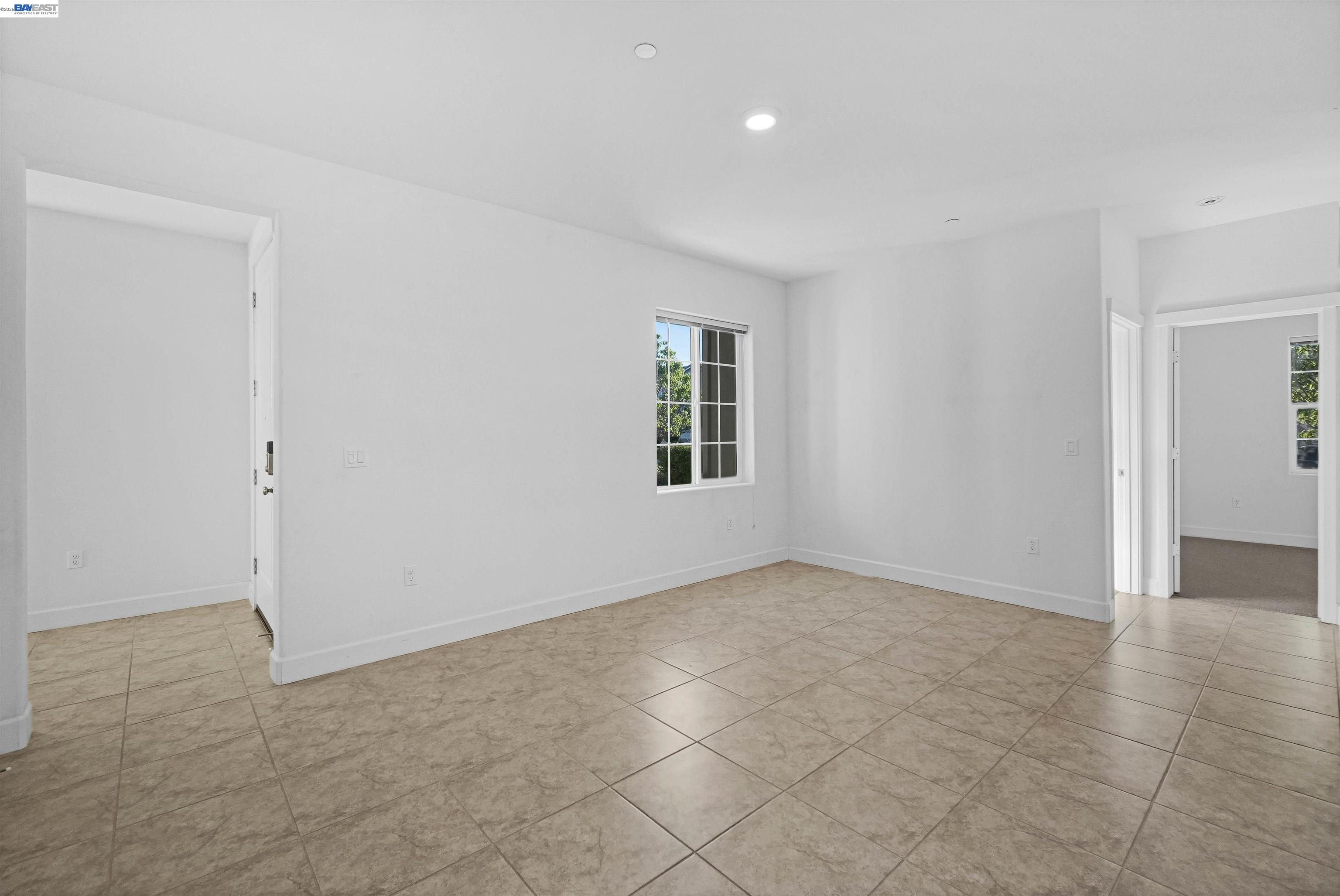 Detail Gallery Image 25 of 55 For 5323 Potter Valley Ln, Antioch,  CA 94531 - 4 Beds | 3 Baths