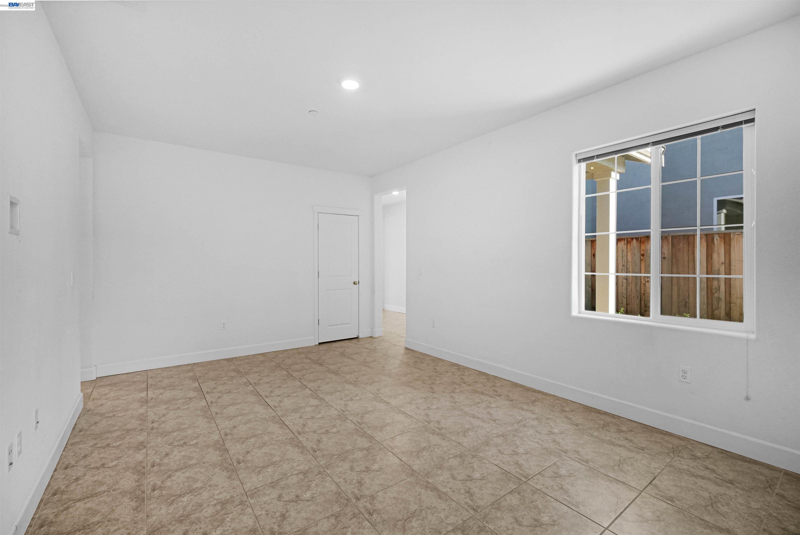 Detail Gallery Image 27 of 55 For 5323 Potter Valley Ln, Antioch,  CA 94531 - 4 Beds | 3 Baths