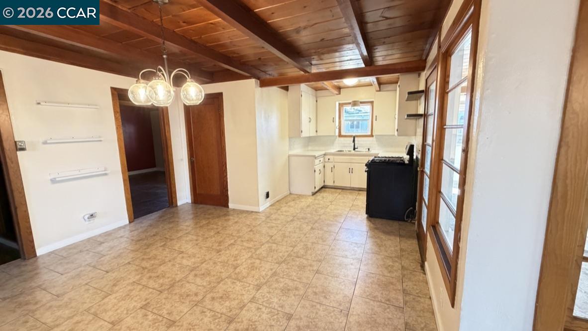 Detail Gallery Image 6 of 29 For 5284 Elm Ln, Oakley,  CA 94561 - 3 Beds | 1 Baths