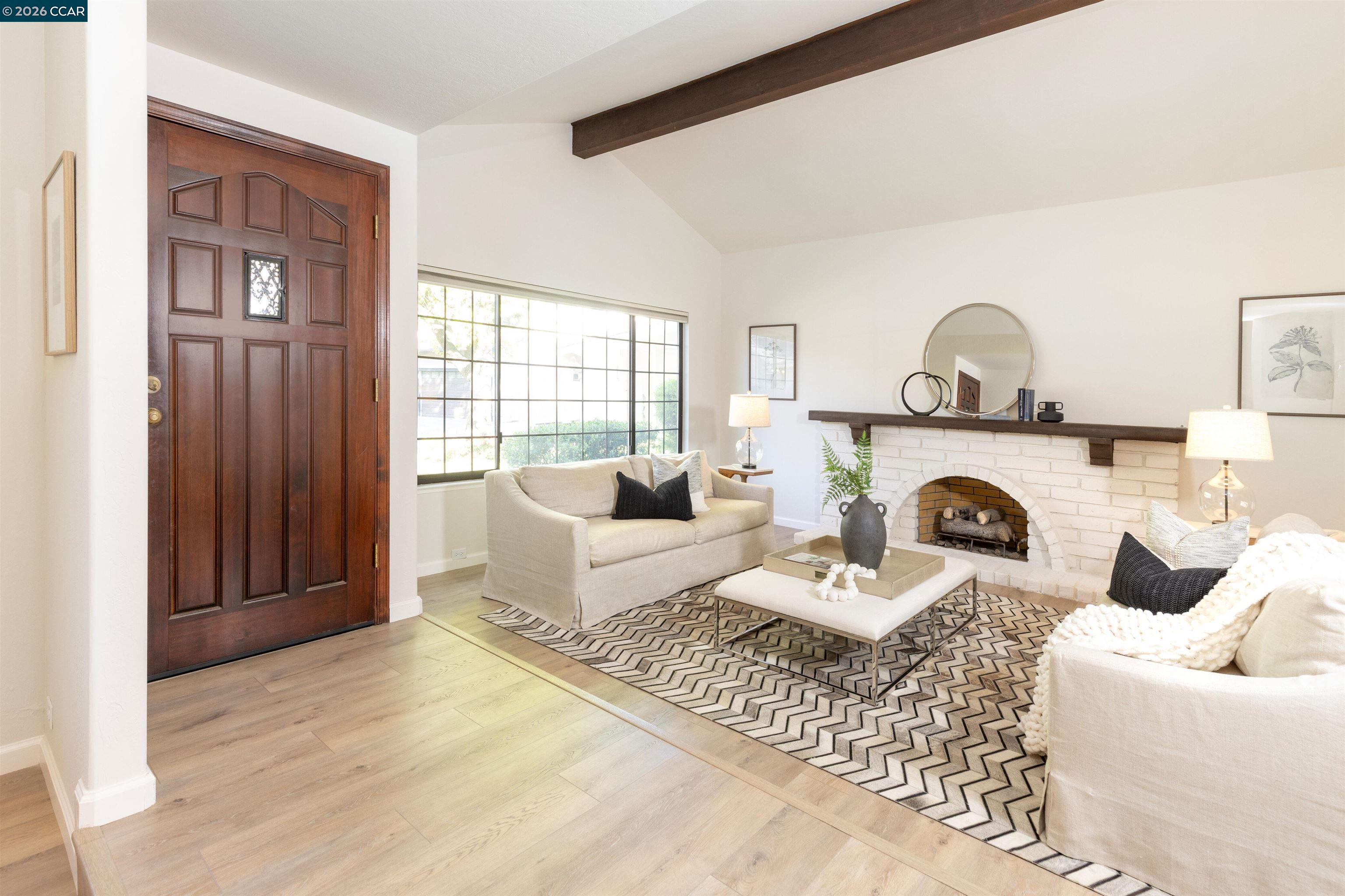 Detail Gallery Image 2 of 33 For 3691 Chillingham Ct, Pleasanton,  CA 94588 - 4 Beds | 2 Baths