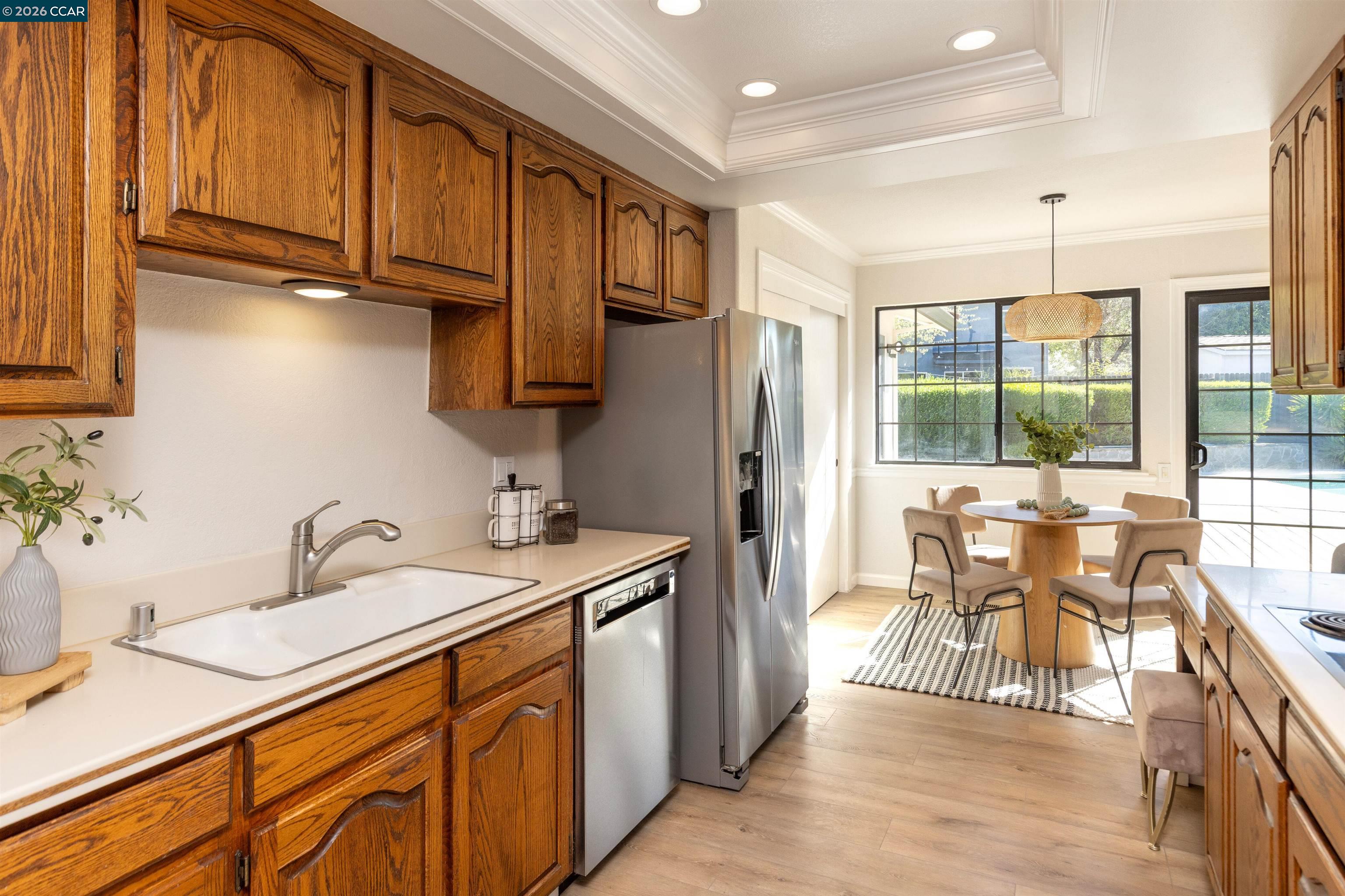 Detail Gallery Image 13 of 33 For 3691 Chillingham Ct, Pleasanton,  CA 94588 - 4 Beds | 2 Baths