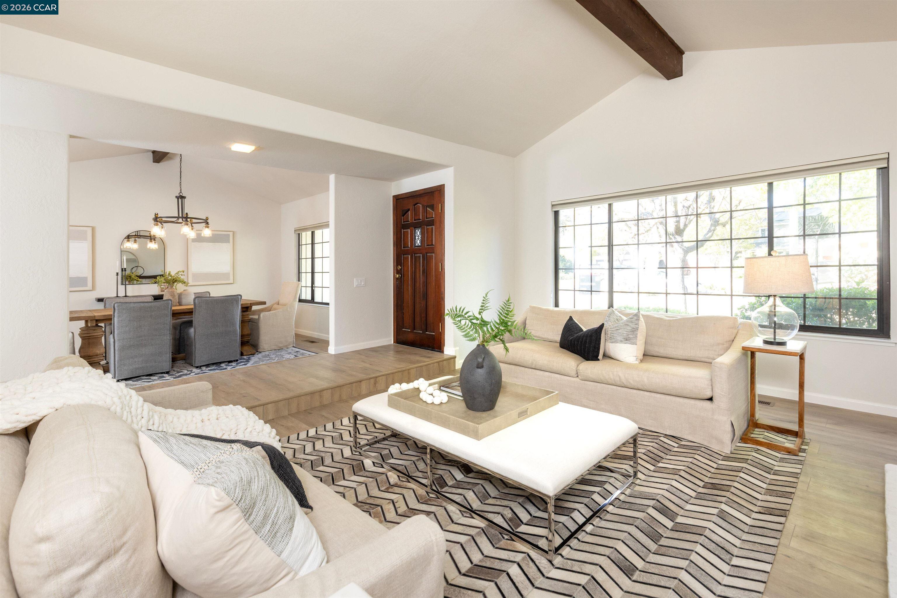 Detail Gallery Image 4 of 33 For 3691 Chillingham Ct, Pleasanton,  CA 94588 - 4 Beds | 2 Baths