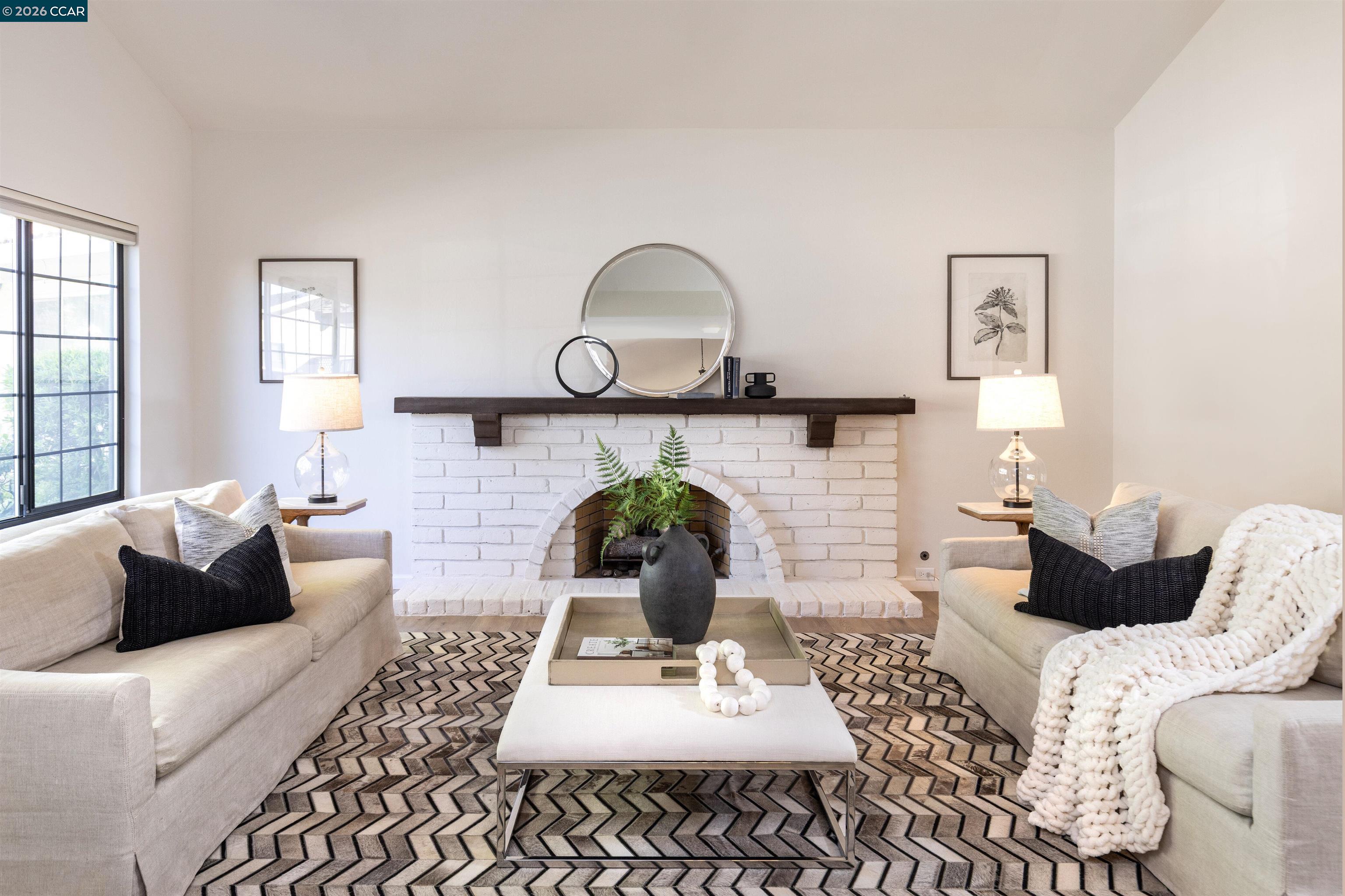 Detail Gallery Image 5 of 33 For 3691 Chillingham Ct, Pleasanton,  CA 94588 - 4 Beds | 2 Baths