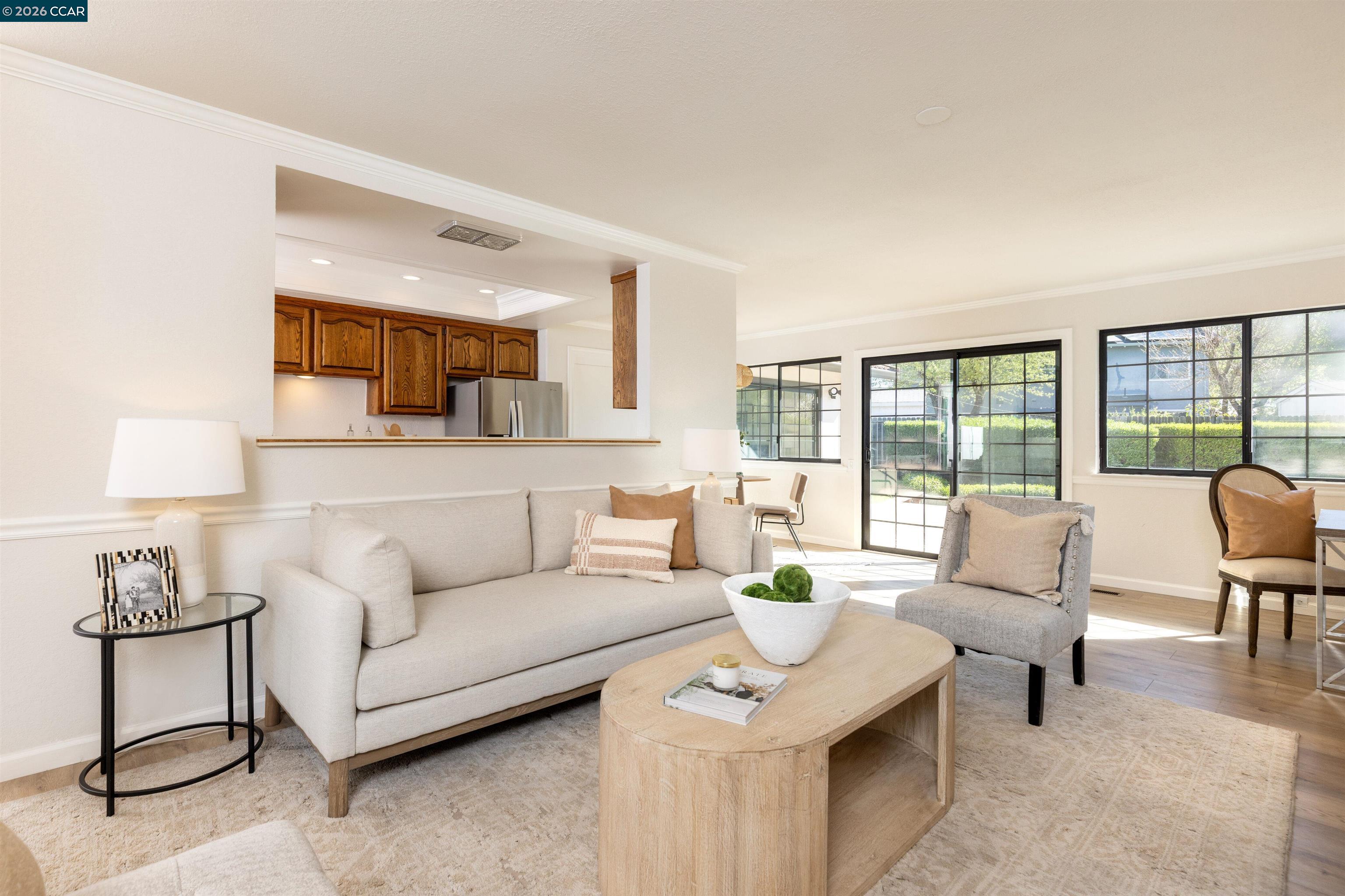 Detail Gallery Image 10 of 33 For 3691 Chillingham Ct, Pleasanton,  CA 94588 - 4 Beds | 2 Baths