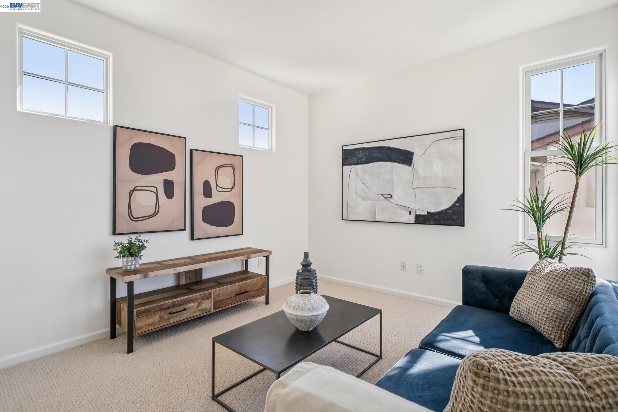 Detail Gallery Image 33 of 56 For 220 Hollister Avenue, Alameda,  CA 94501 - 3 Beds | 3 Baths