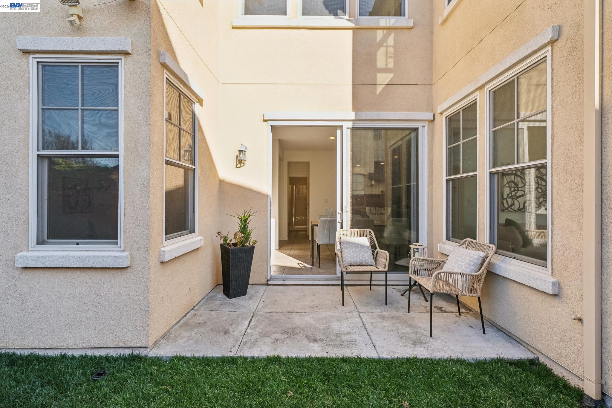 Detail Gallery Image 52 of 56 For 220 Hollister Avenue, Alameda,  CA 94501 - 3 Beds | 3 Baths