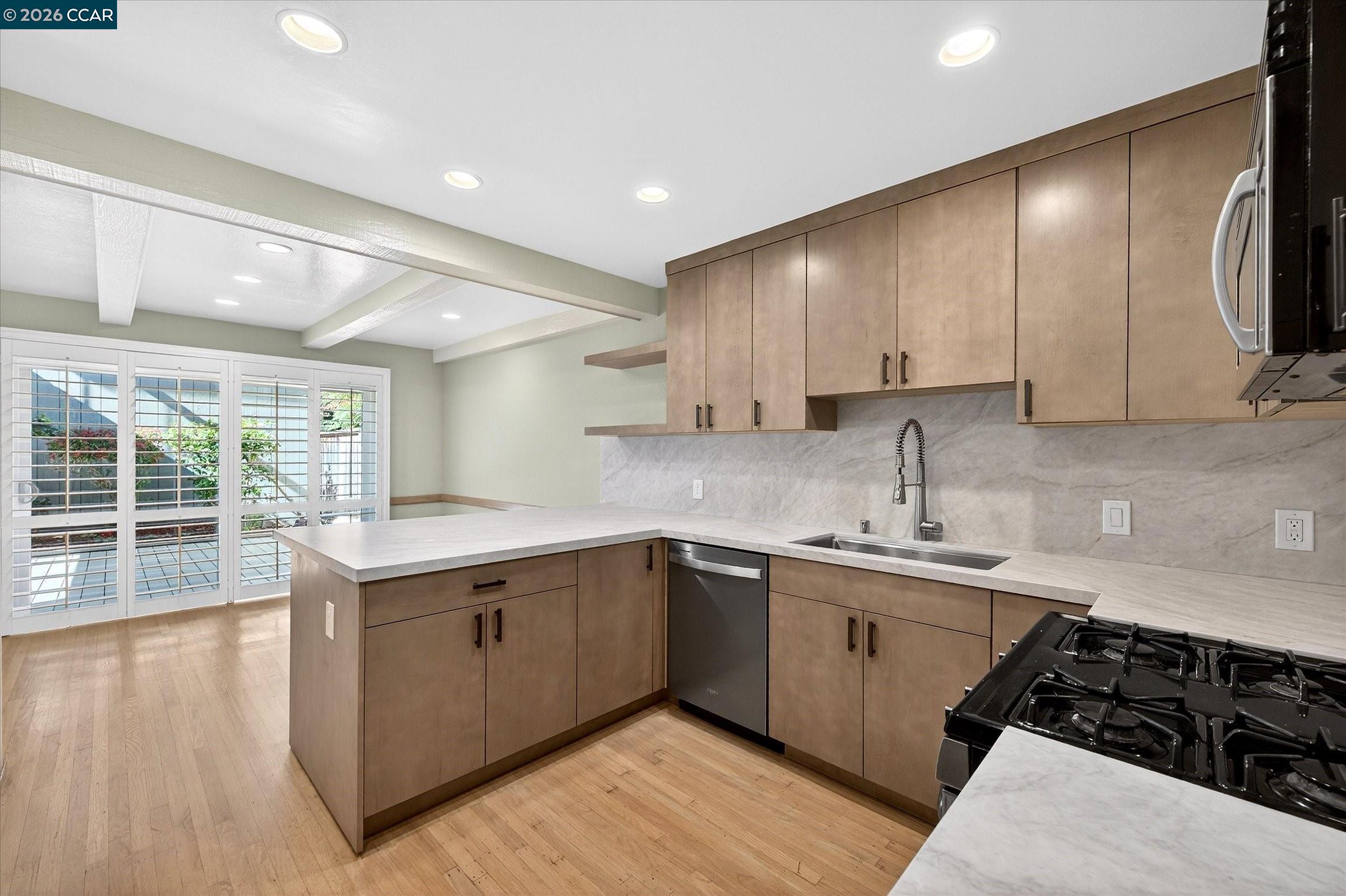 Detail Gallery Image 12 of 24 For 1736 Saint Andrews Dr, Moraga,  CA 94556 - 2 Beds | 2/1 Baths