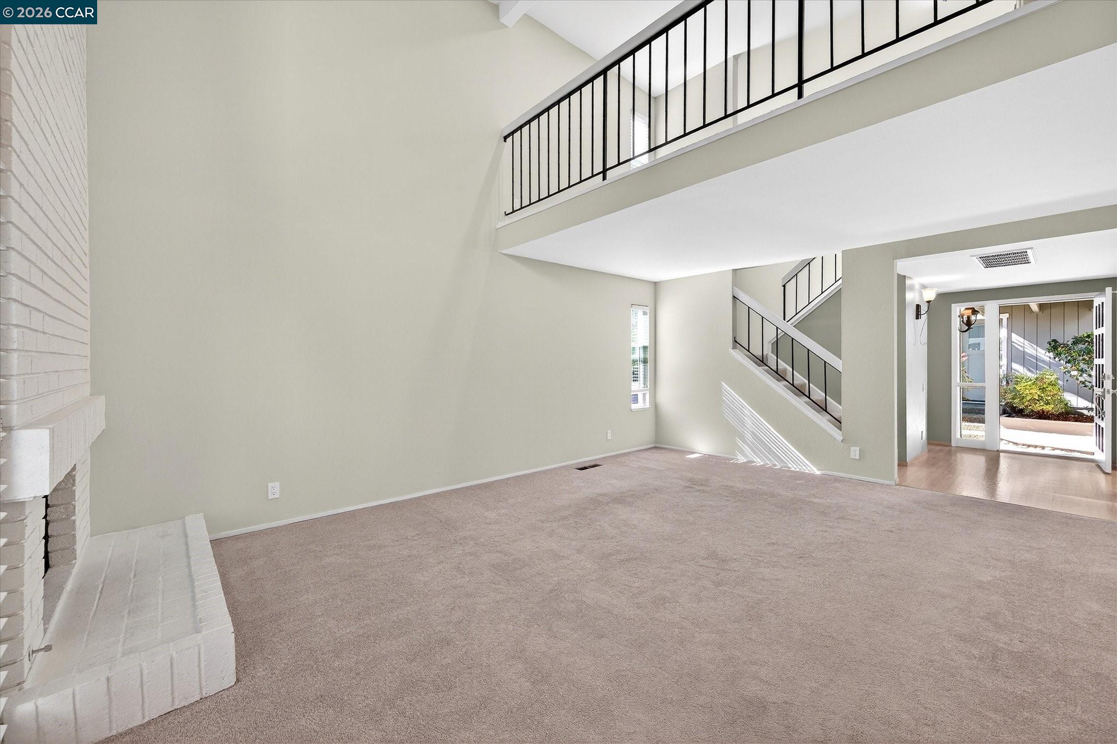 Detail Gallery Image 6 of 24 For 1736 Saint Andrews Dr, Moraga,  CA 94556 - 2 Beds | 2/1 Baths
