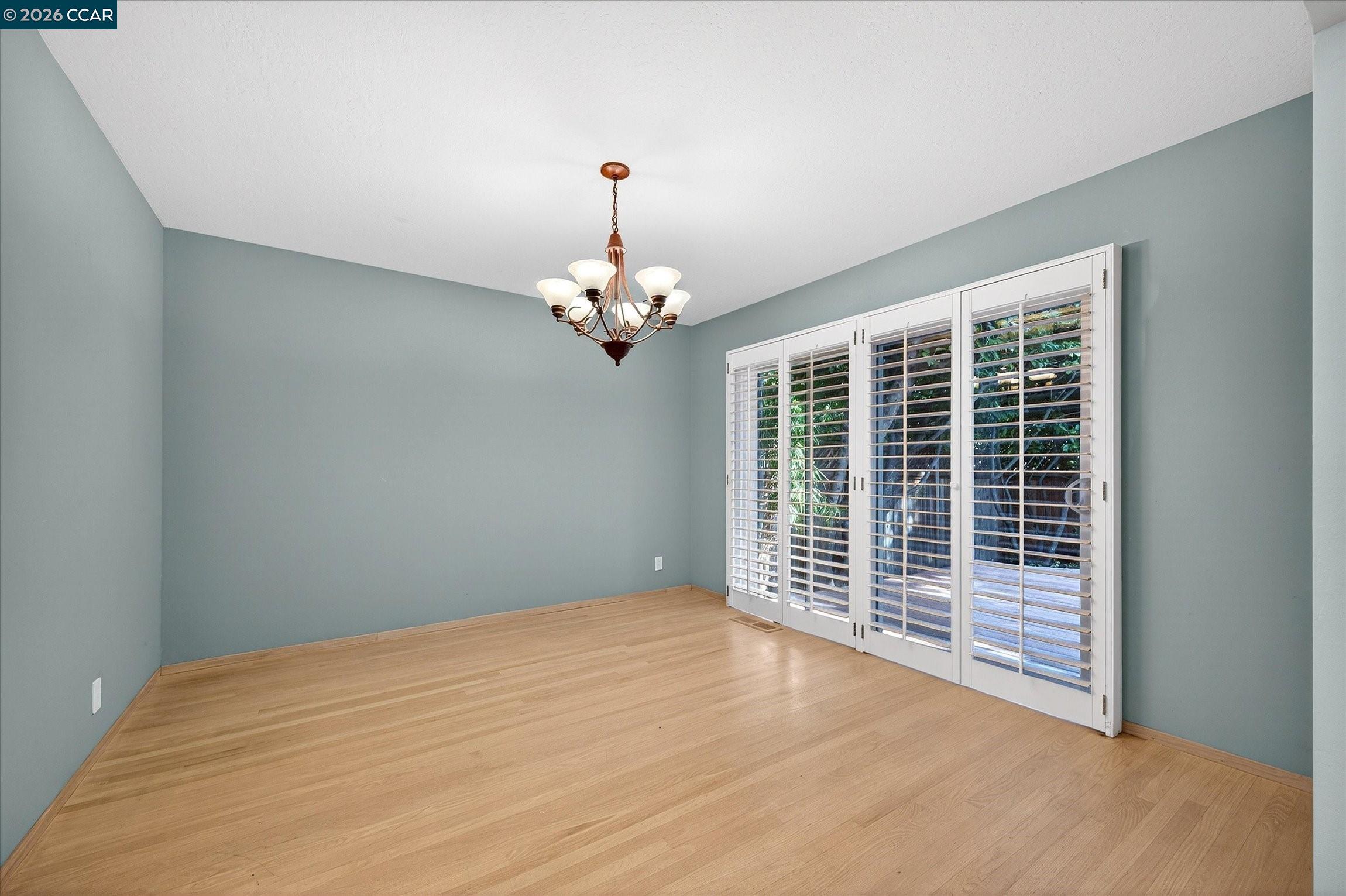 Detail Gallery Image 9 of 24 For 1736 Saint Andrews Dr, Moraga,  CA 94556 - 2 Beds | 2/1 Baths