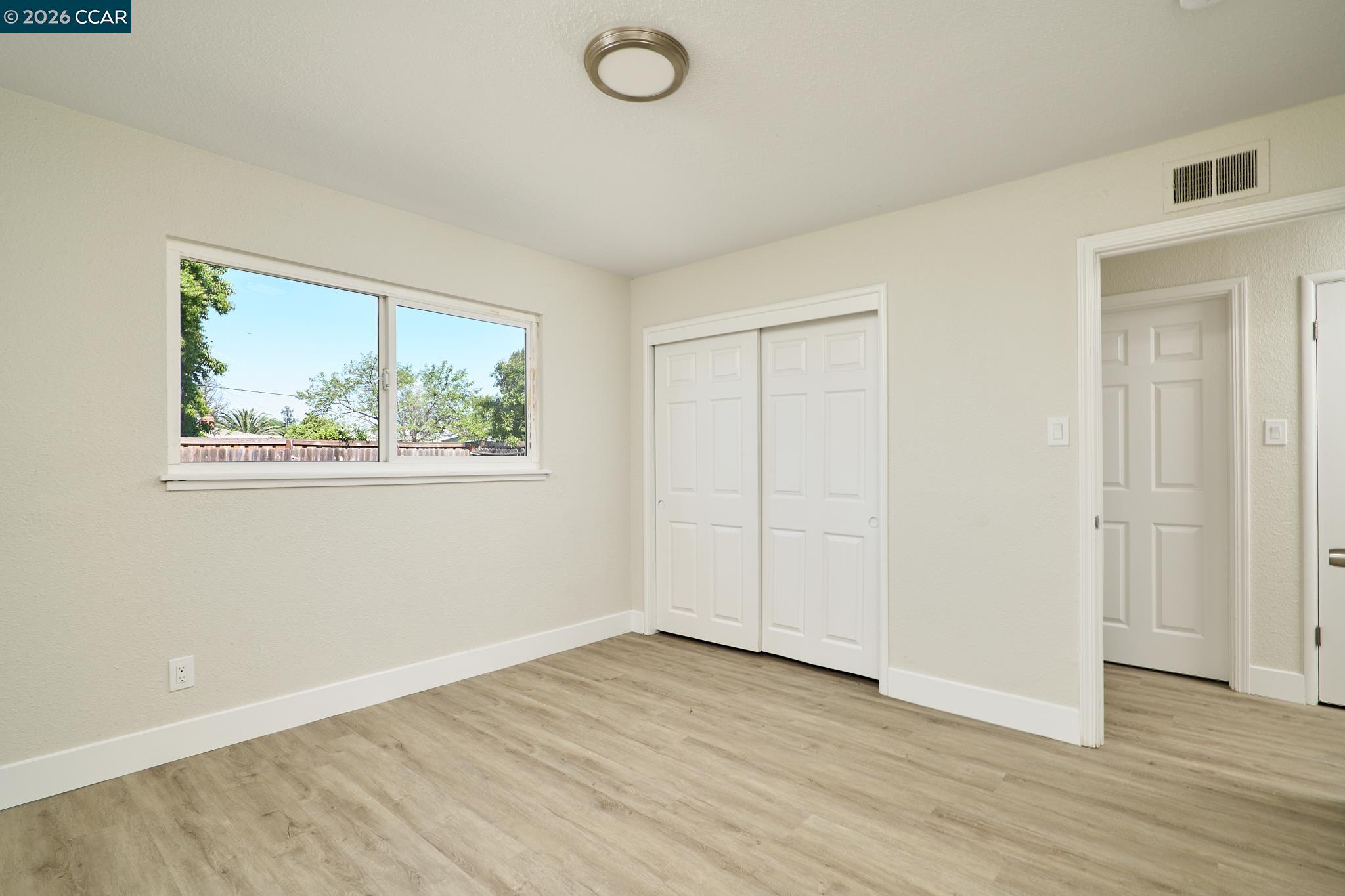 Detail Gallery Image 13 of 19 For 48 W Leland Rd, Pittsburg,  CA 94565 - 3 Beds | 1 Baths