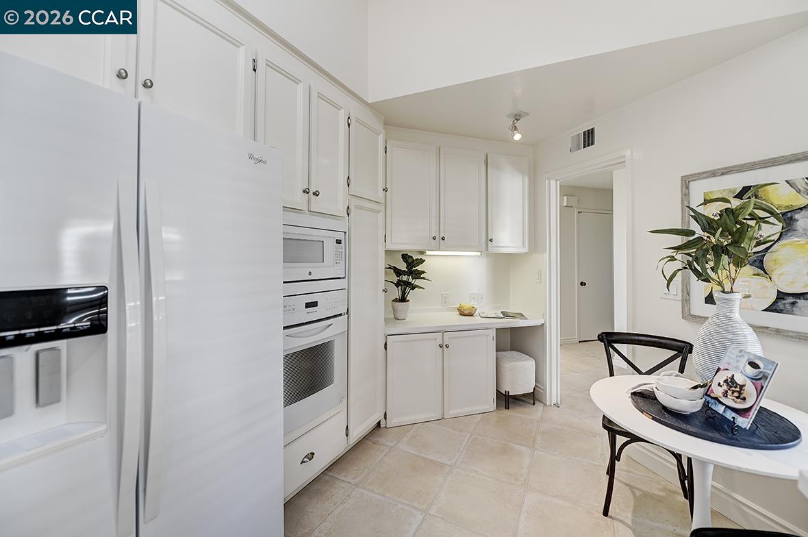 Photo #16: 41128146 Listing: Photo #16