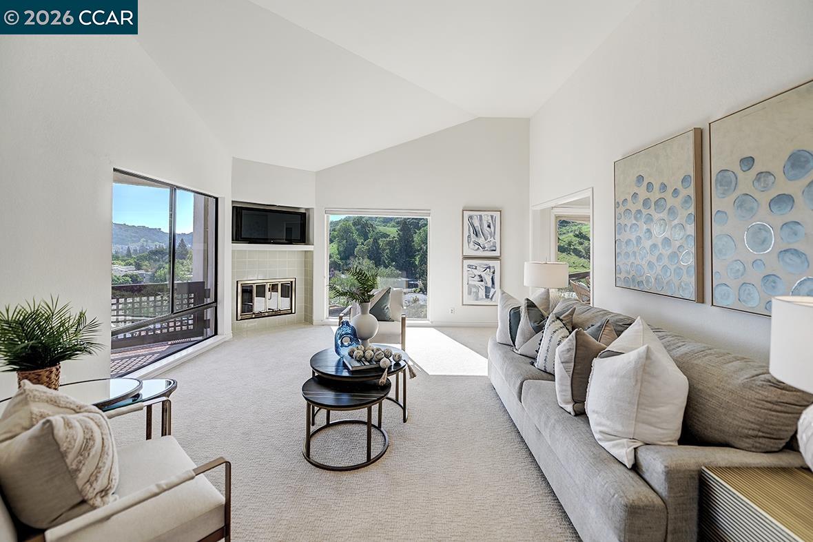 Photo #4: 41128146 Listing: Photo #4