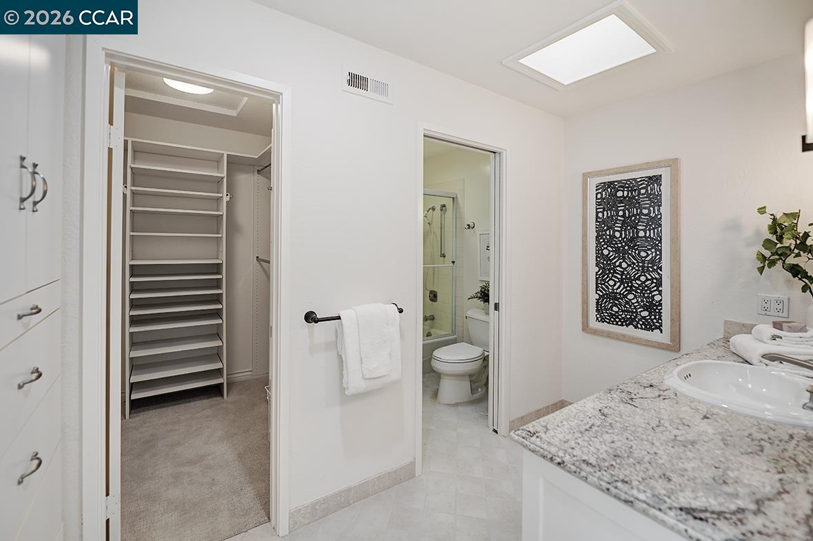 Photo #35: 41128146 Listing: Photo #35