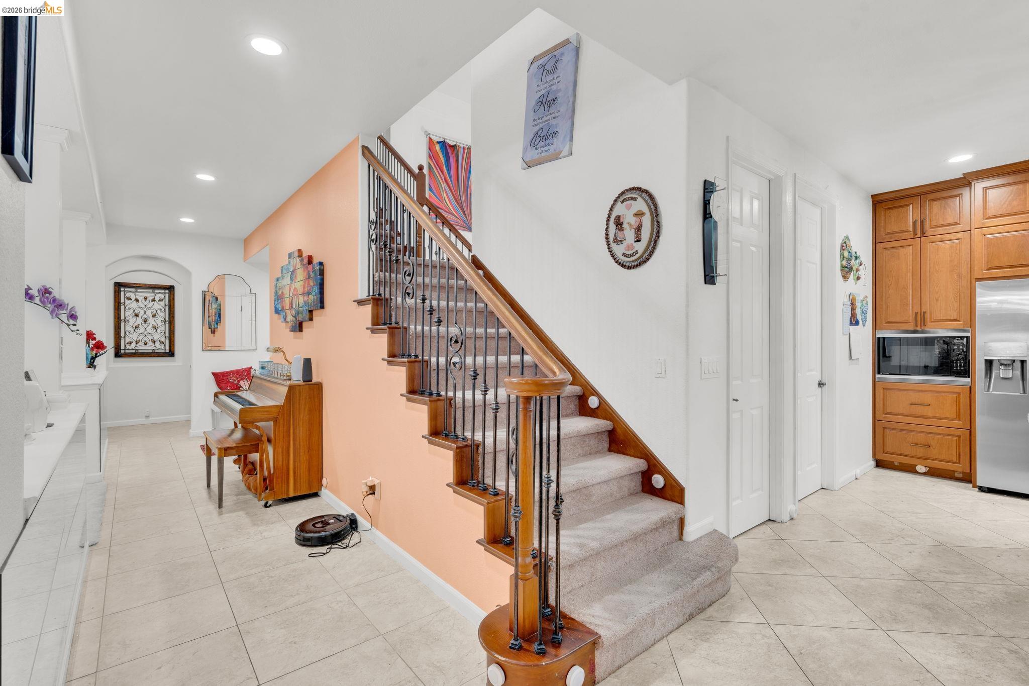 Detail Gallery Image 36 of 54 For 1653 Observation Ct, Antioch,  CA 94531 - 5 Beds | 3 Baths