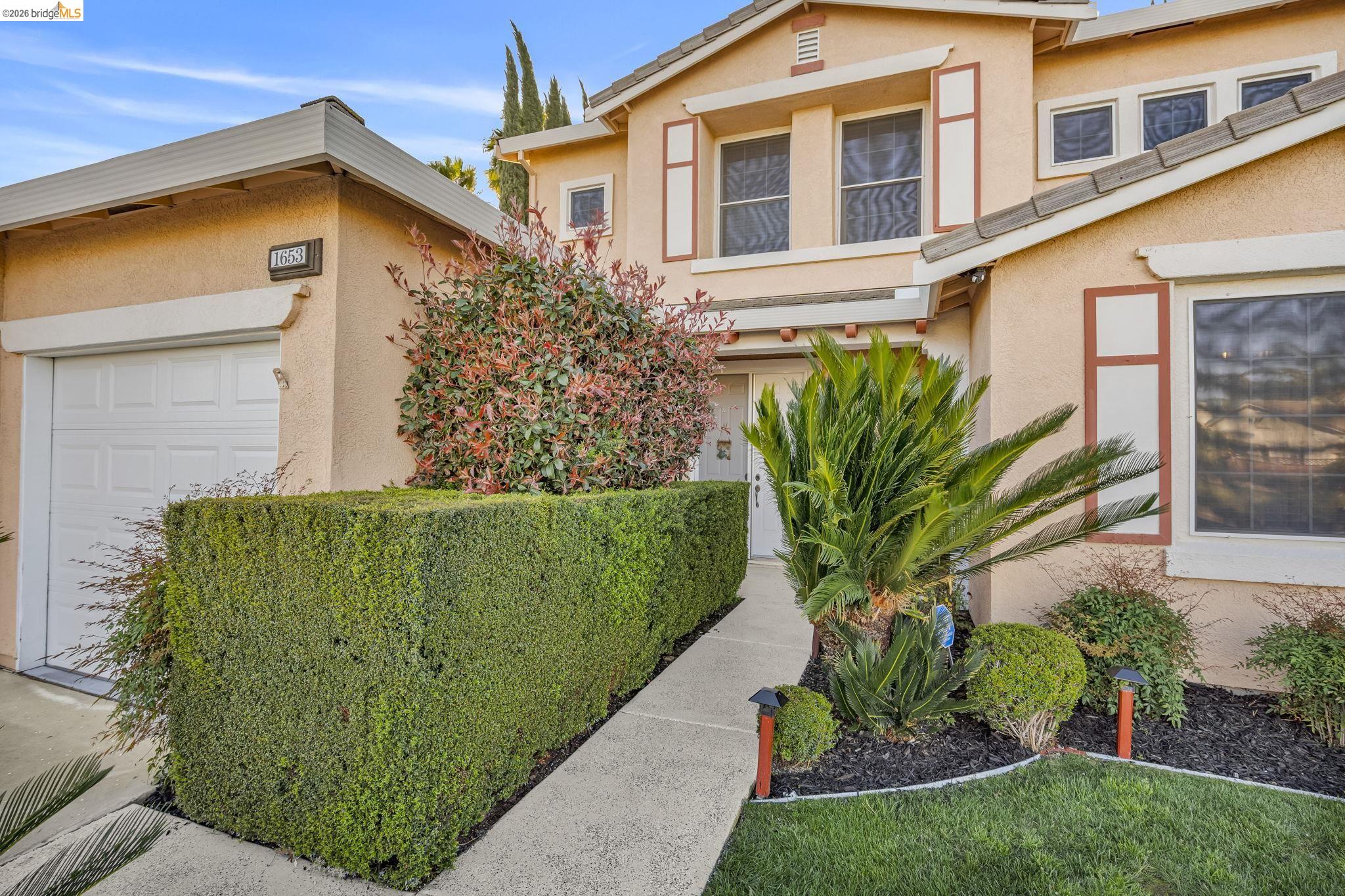 Detail Gallery Image 6 of 54 For 1653 Observation Ct, Antioch,  CA 94531 - 5 Beds | 3 Baths