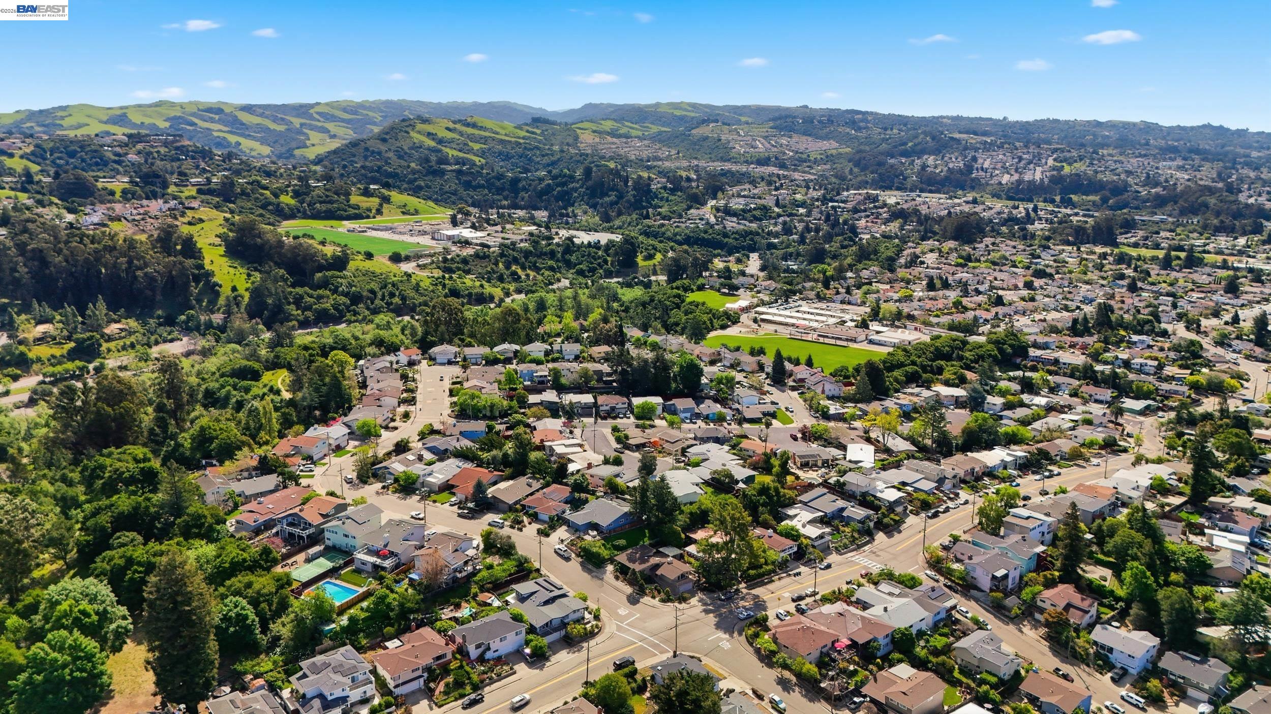 Detail Gallery Image 45 of 50 For 18602 Center St, Castro Valley,  CA 94546 - 3 Beds | 2 Baths