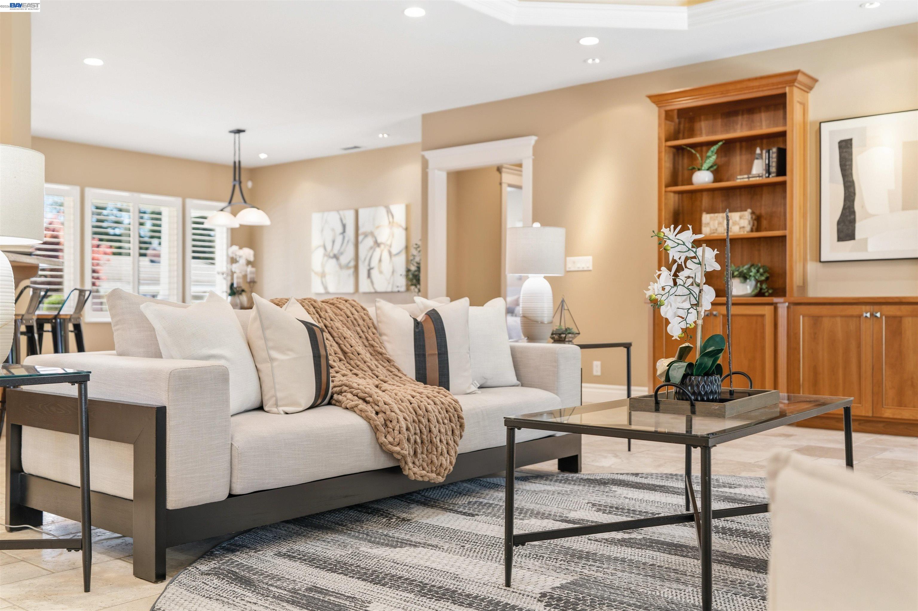 Detail Gallery Image 13 of 47 For 4071 Walnut Dr, Pleasanton,  CA 94566 - 3 Beds | 2/1 Baths