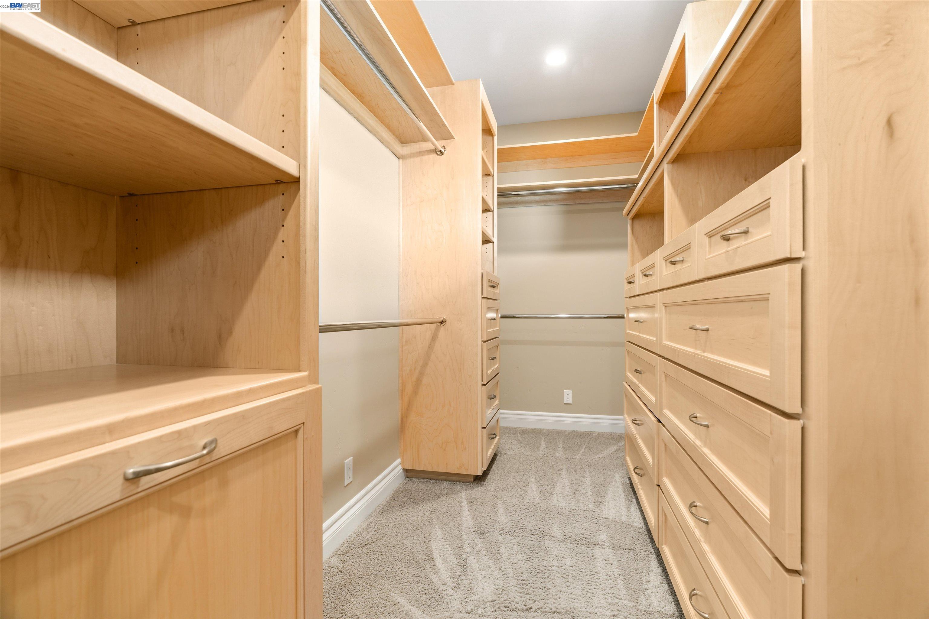 Detail Gallery Image 23 of 47 For 4071 Walnut Dr, Pleasanton,  CA 94566 - 3 Beds | 2/1 Baths