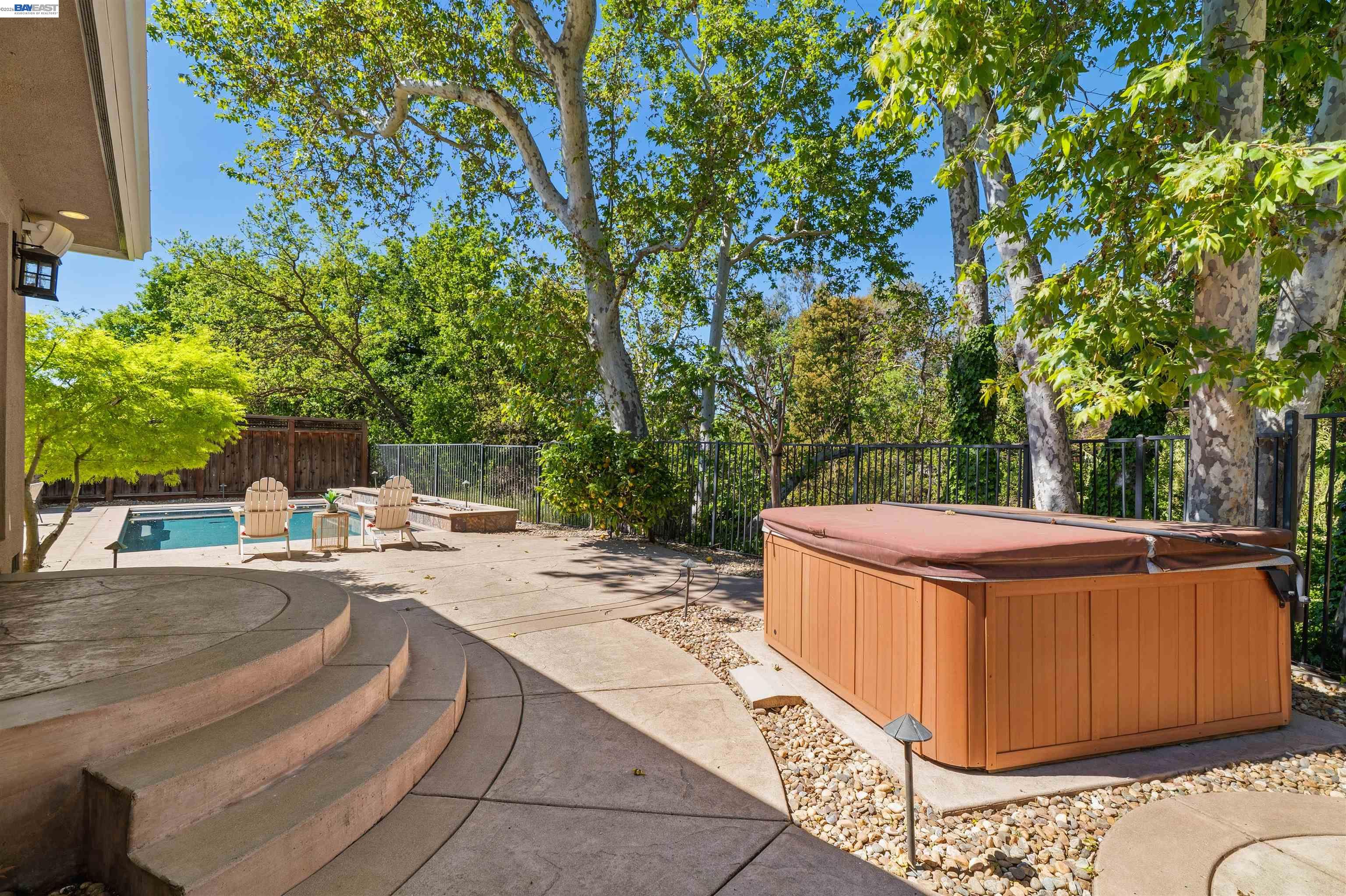 Detail Gallery Image 33 of 47 For 4071 Walnut Dr, Pleasanton,  CA 94566 - 3 Beds | 2/1 Baths