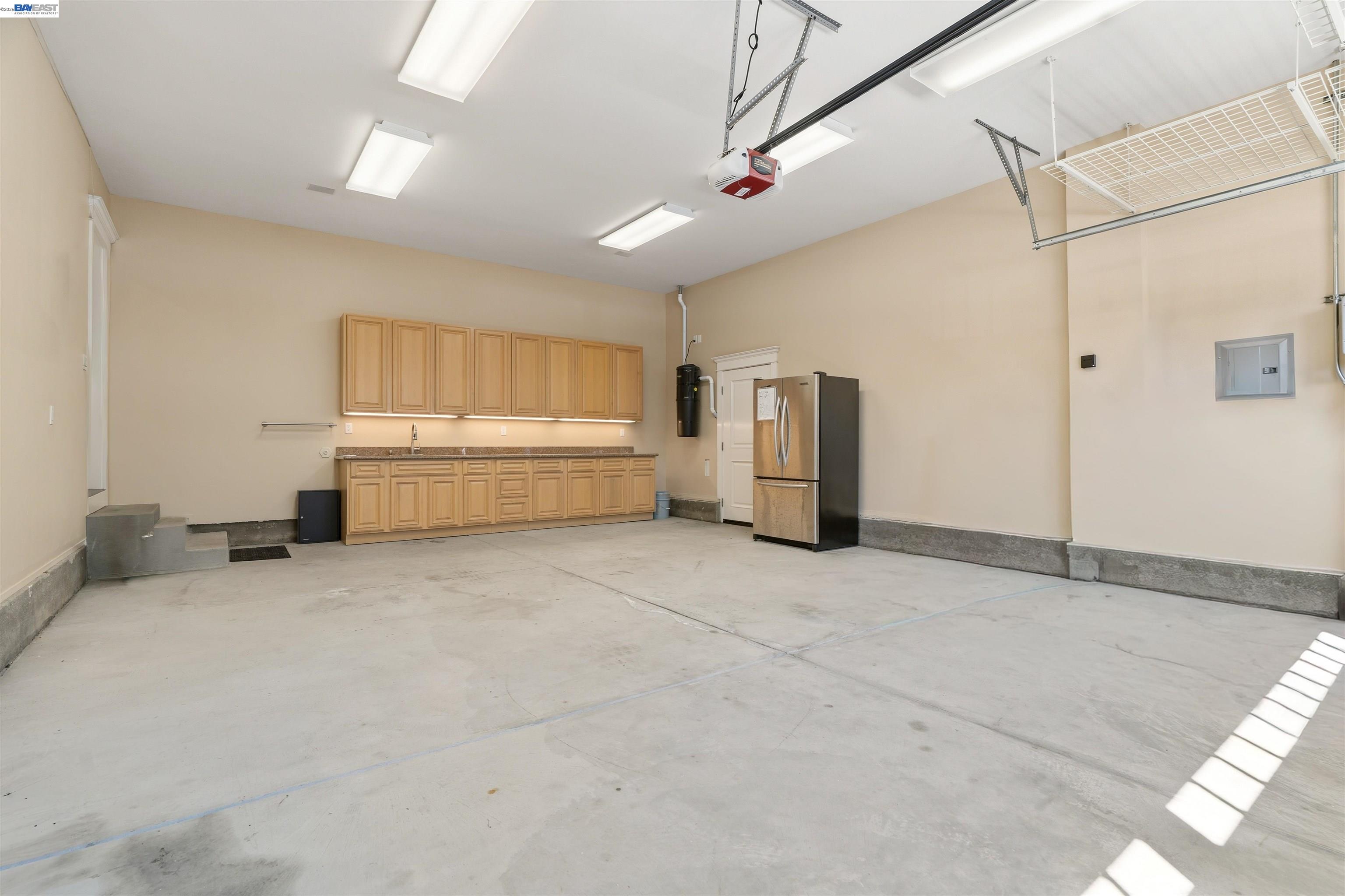 Detail Gallery Image 41 of 47 For 4071 Walnut Dr, Pleasanton,  CA 94566 - 3 Beds | 2/1 Baths