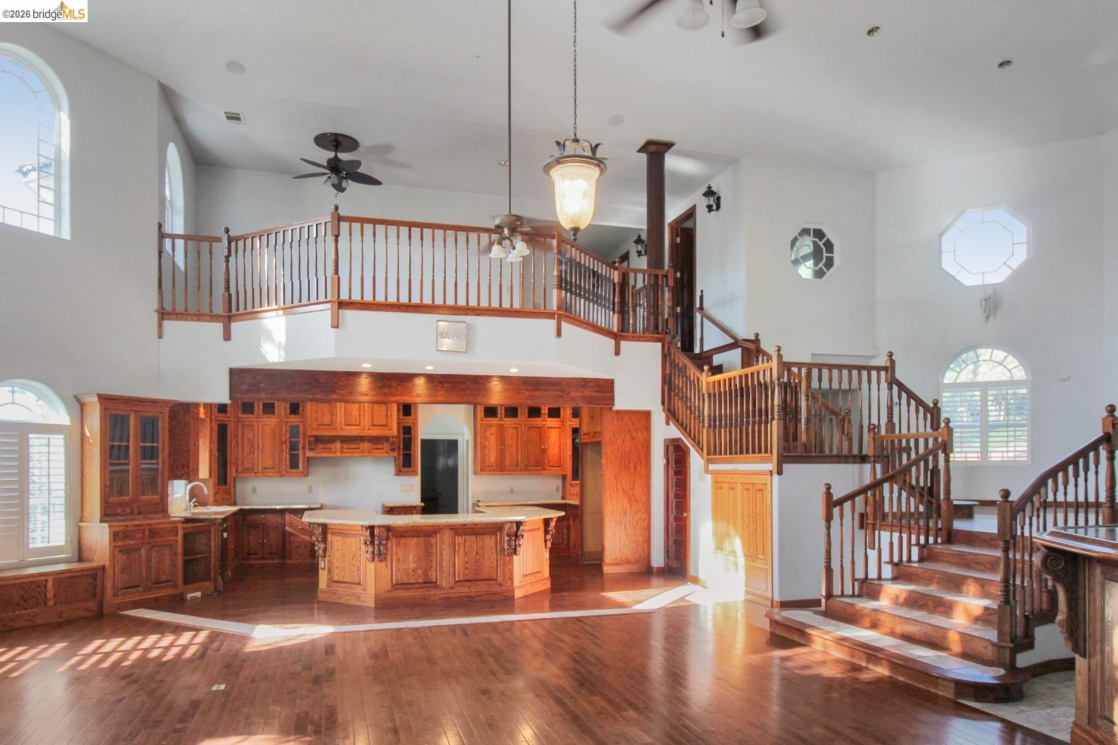 Detail Gallery Image 5 of 35 For 23955 Cedar Hill, Twain Harte,  CA 95383 - 6 Beds | 7 Baths