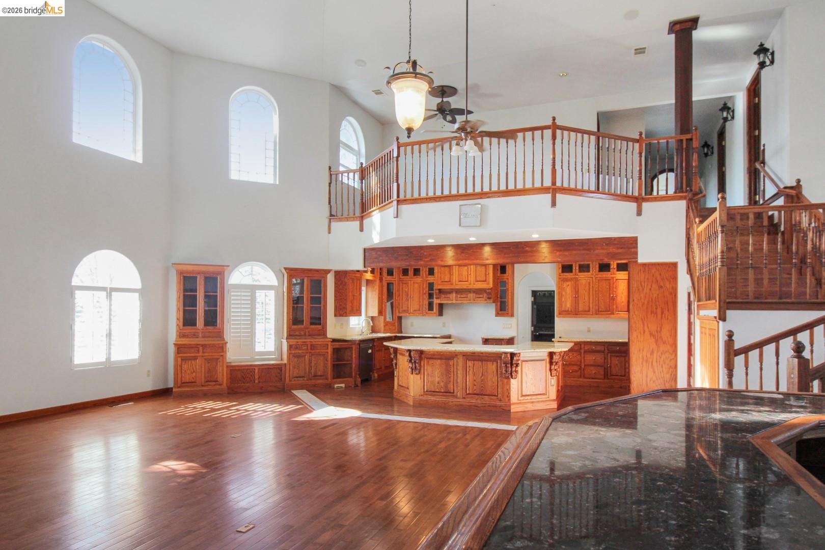 Detail Gallery Image 6 of 35 For 23955 Cedar Hill, Twain Harte,  CA 95383 - 6 Beds | 7 Baths