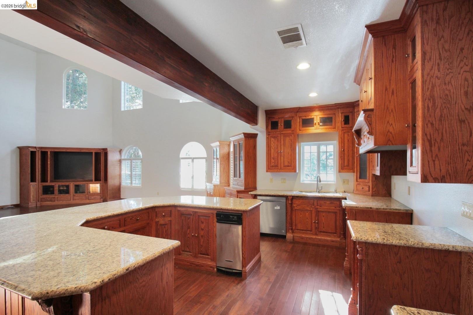 Detail Gallery Image 10 of 35 For 23955 Cedar Hill, Twain Harte,  CA 95383 - 6 Beds | 7 Baths