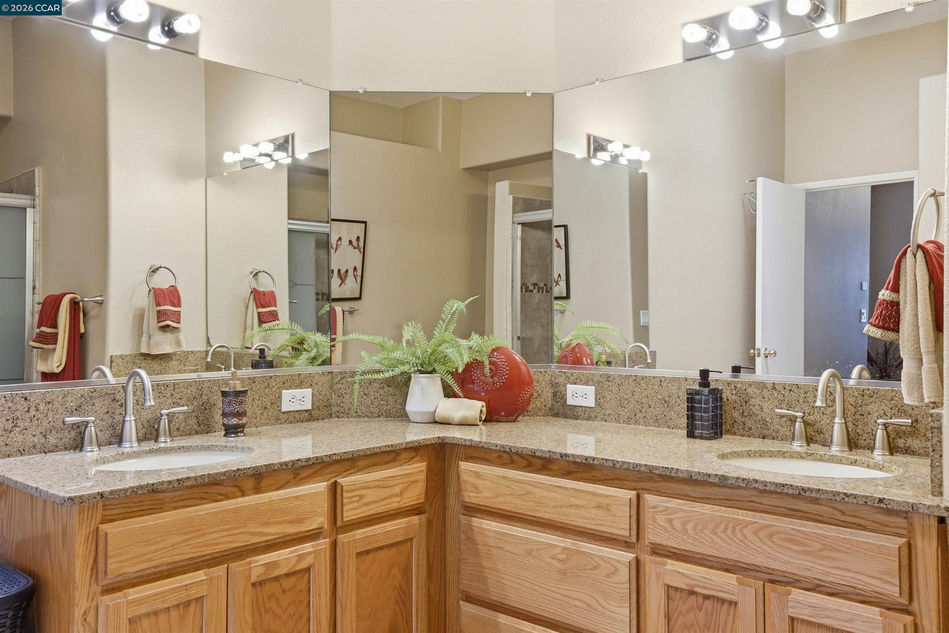 Detail Gallery Image 22 of 36 For 5640 N Wheeler Ave, Fresno,  CA 93722 - 4 Beds | 2 Baths