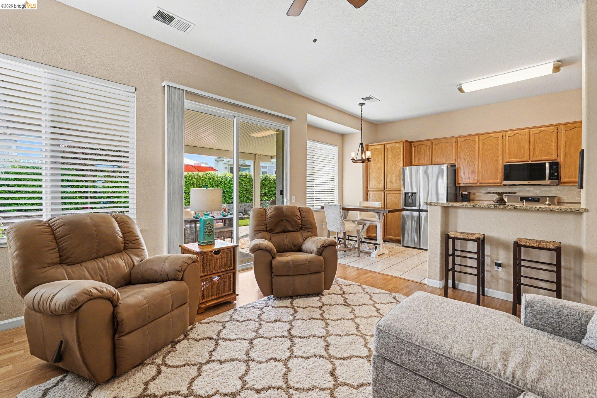 Detail Gallery Image 13 of 30 For 1569 Rubidoux Ln, Brentwood,  CA 94513 - 2 Beds | 2 Baths