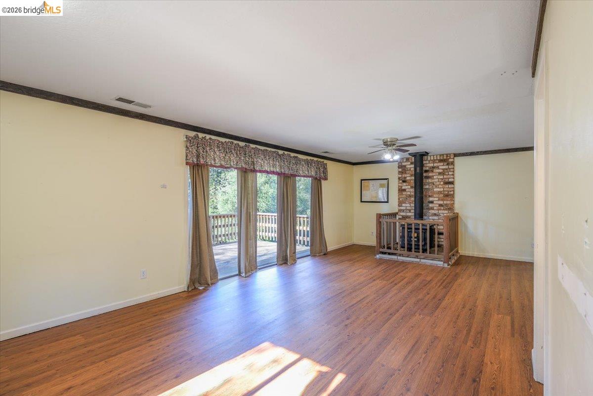 Detail Gallery Image 13 of 43 For 21798 Joyce Ct, Sonora,  CA 95370 - 4 Beds | 3 Baths