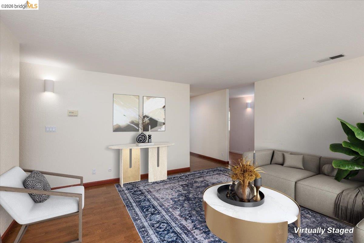 Detail Gallery Image 3 of 43 For 21798 Joyce Ct, Sonora,  CA 95370 - 4 Beds | 3 Baths