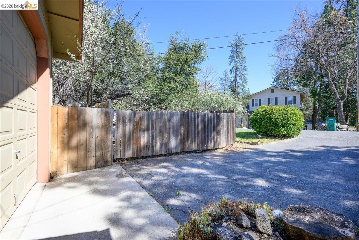 Detail Gallery Image 26 of 43 For 21798 Joyce Ct, Sonora,  CA 95370 - 4 Beds | 3 Baths