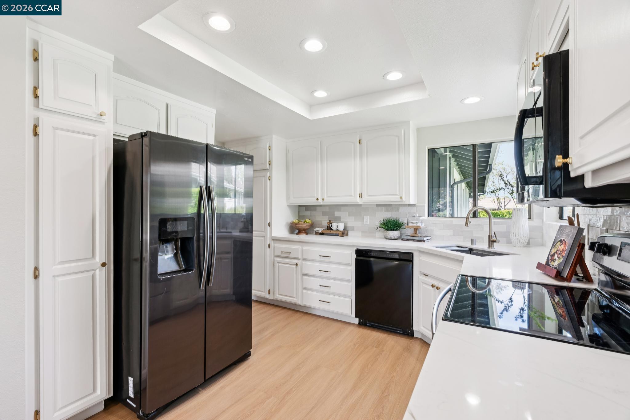 Photo #14: 41128162 Listing: Photo #14