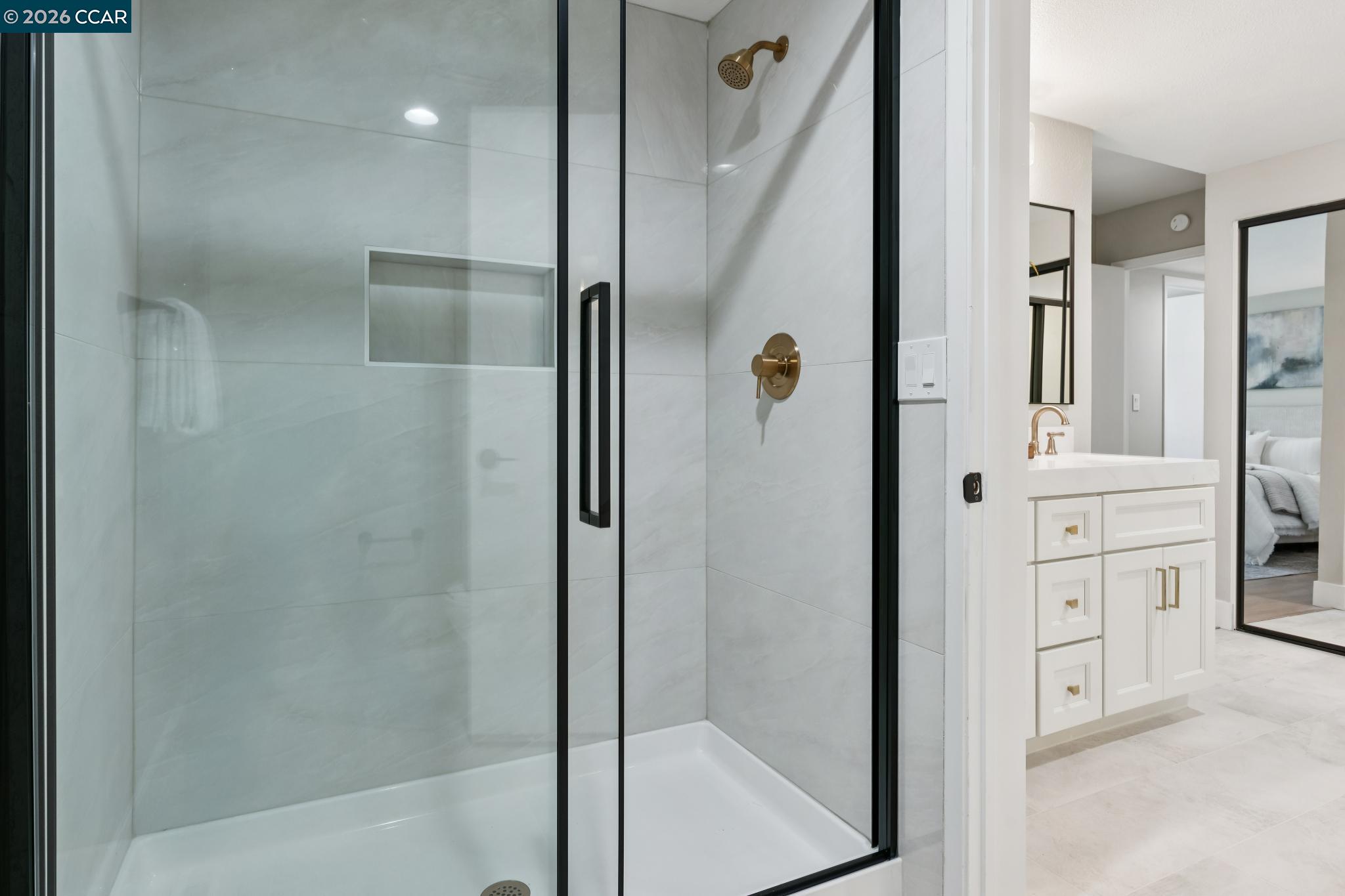 Photo #25: 41128162 Listing: Photo #25