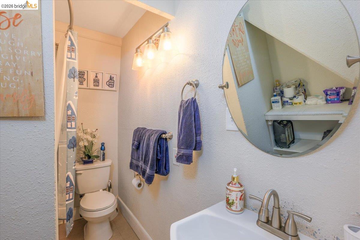 Detail Gallery Image 8 of 31 For 11741 Campo Seco Rd, Sonora,  CA 95370 - 2 Beds | 2 Baths