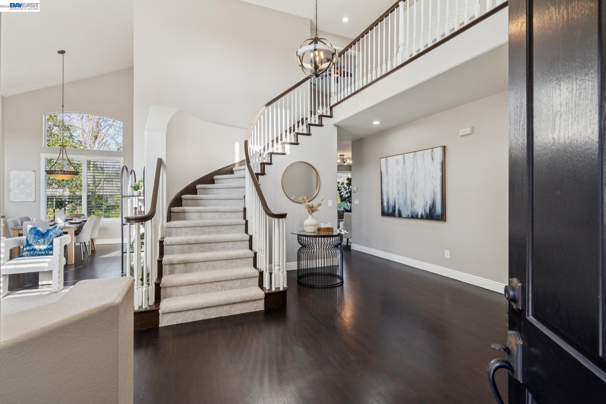 Detail Gallery Image 3 of 49 For 334 Squirrel Ridge Way, Danville,  CA 94506 - 5 Beds | 3 Baths