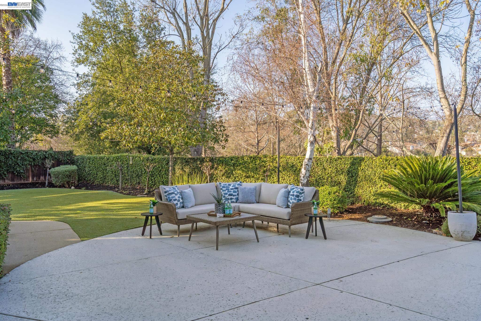 Detail Gallery Image 49 of 49 For 334 Squirrel Ridge Way, Danville,  CA 94506 - 5 Beds | 3 Baths