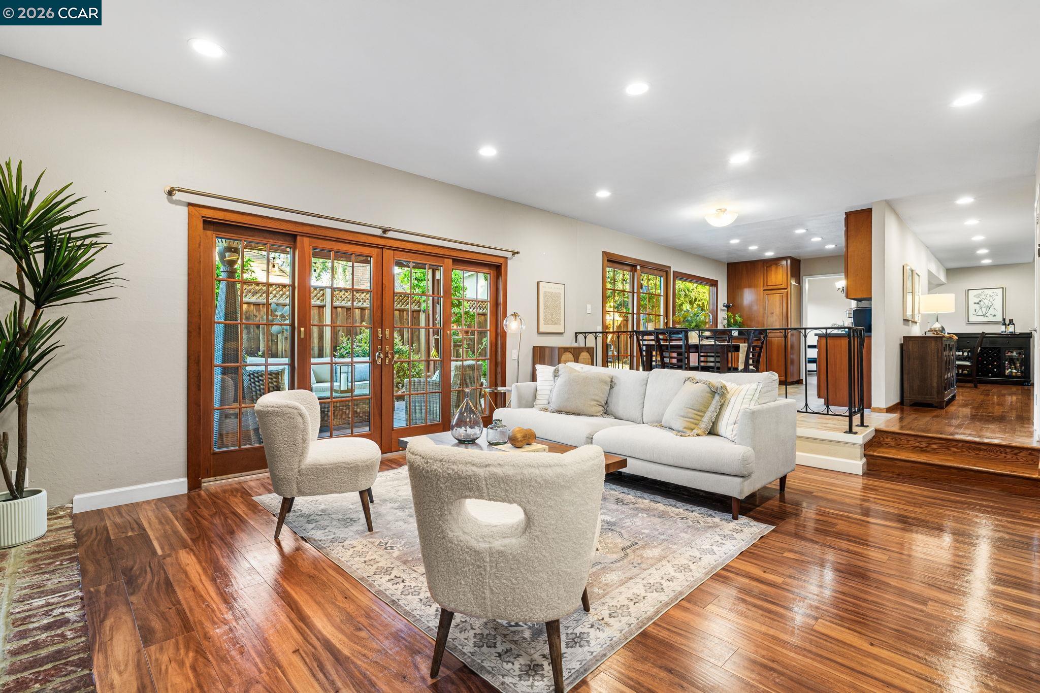 Detail Gallery Image 22 of 60 For 4417 Catalpa Ct, Concord,  CA 94521 - 4 Beds | 3 Baths