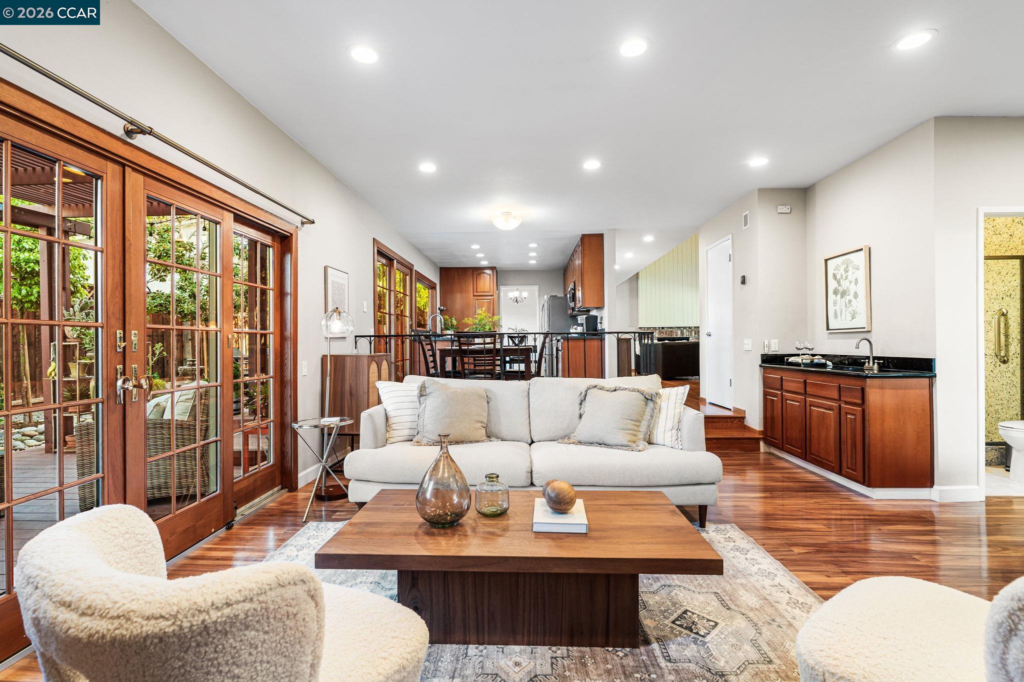 Detail Gallery Image 23 of 60 For 4417 Catalpa Ct, Concord,  CA 94521 - 4 Beds | 3 Baths