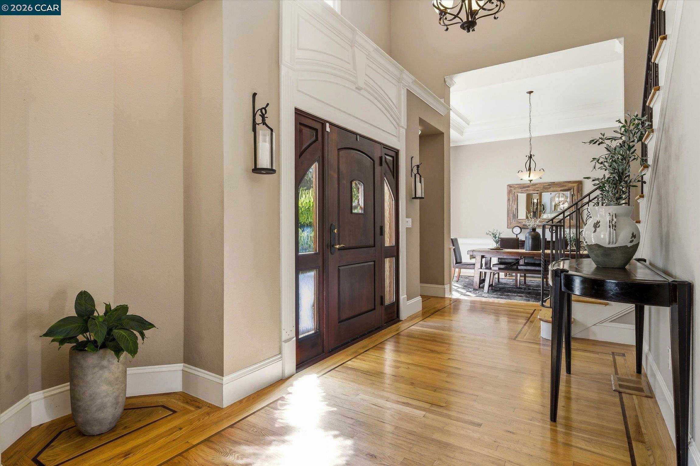 Detail Gallery Image 3 of 44 For 10 Elizabeth Ln, Danville,  CA 94526 - 4 Beds | 3/1 Baths