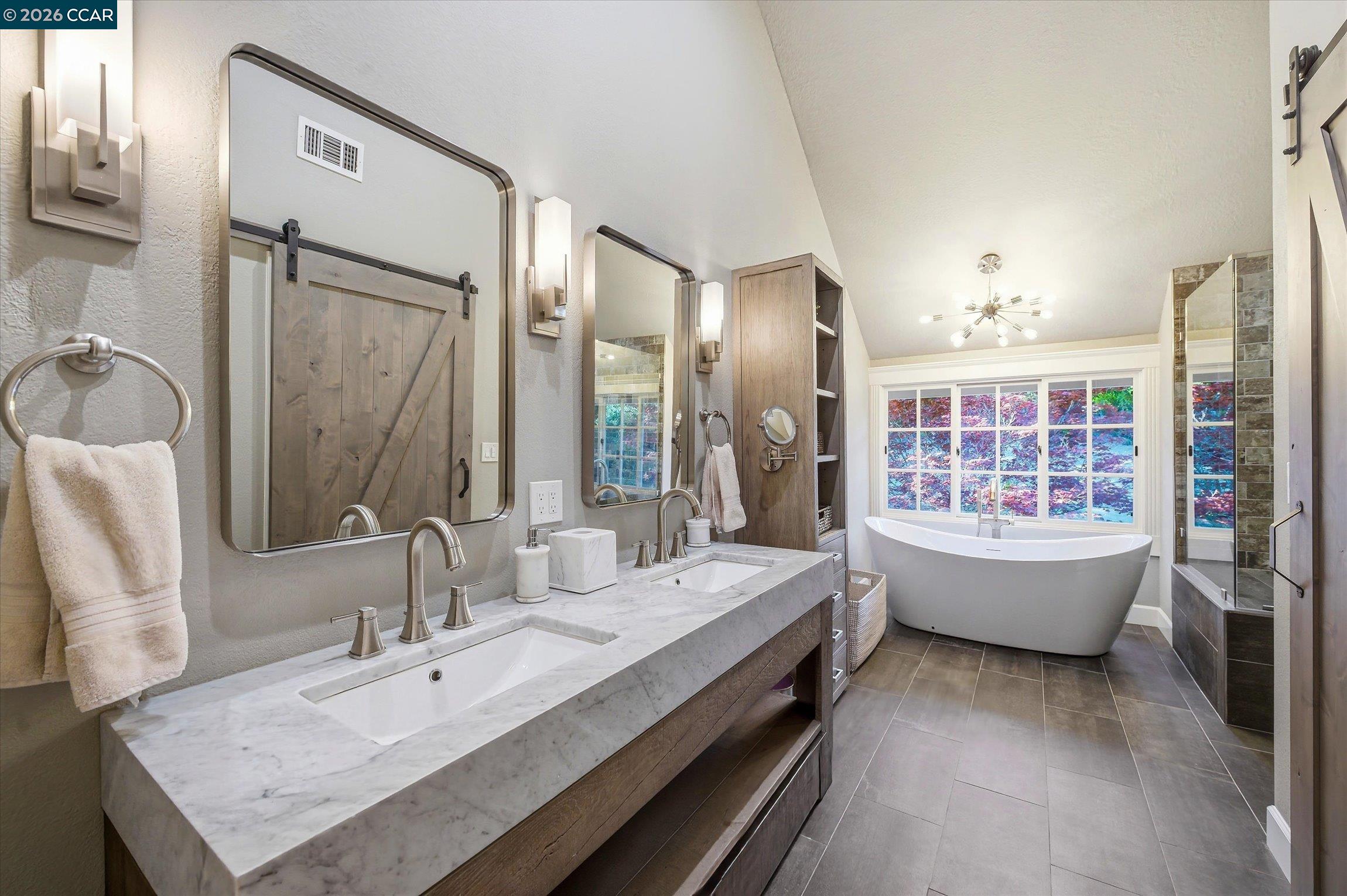 Detail Gallery Image 25 of 44 For 10 Elizabeth Ln, Danville,  CA 94526 - 4 Beds | 3/1 Baths