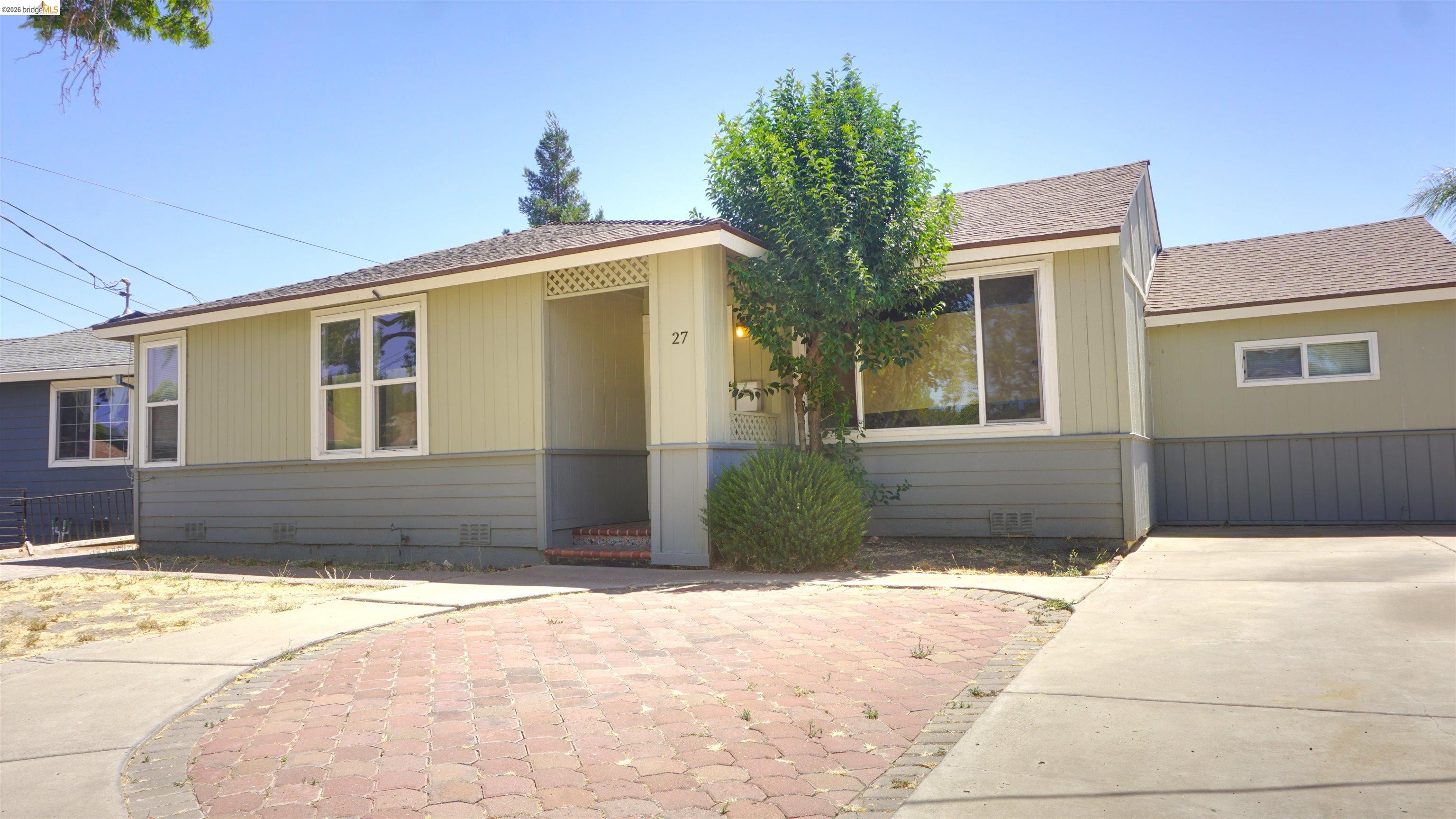 Front Image Thumbnail for EB41128173